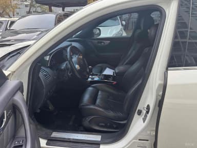 QX70