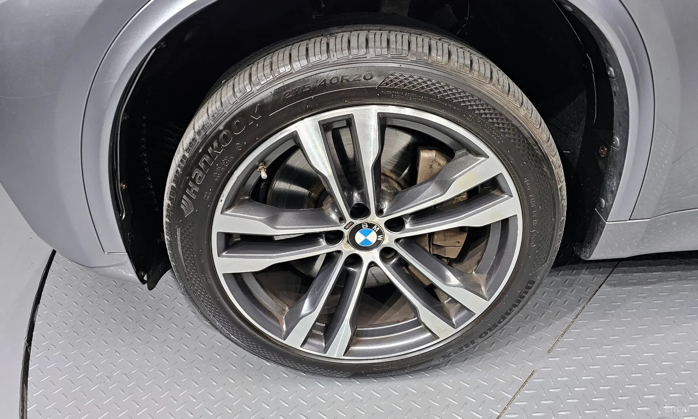 X5 (F15)