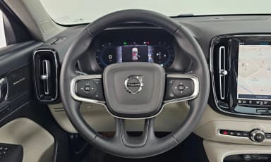 XC40
