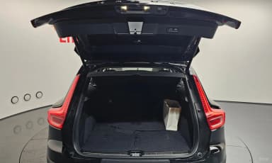 XC40