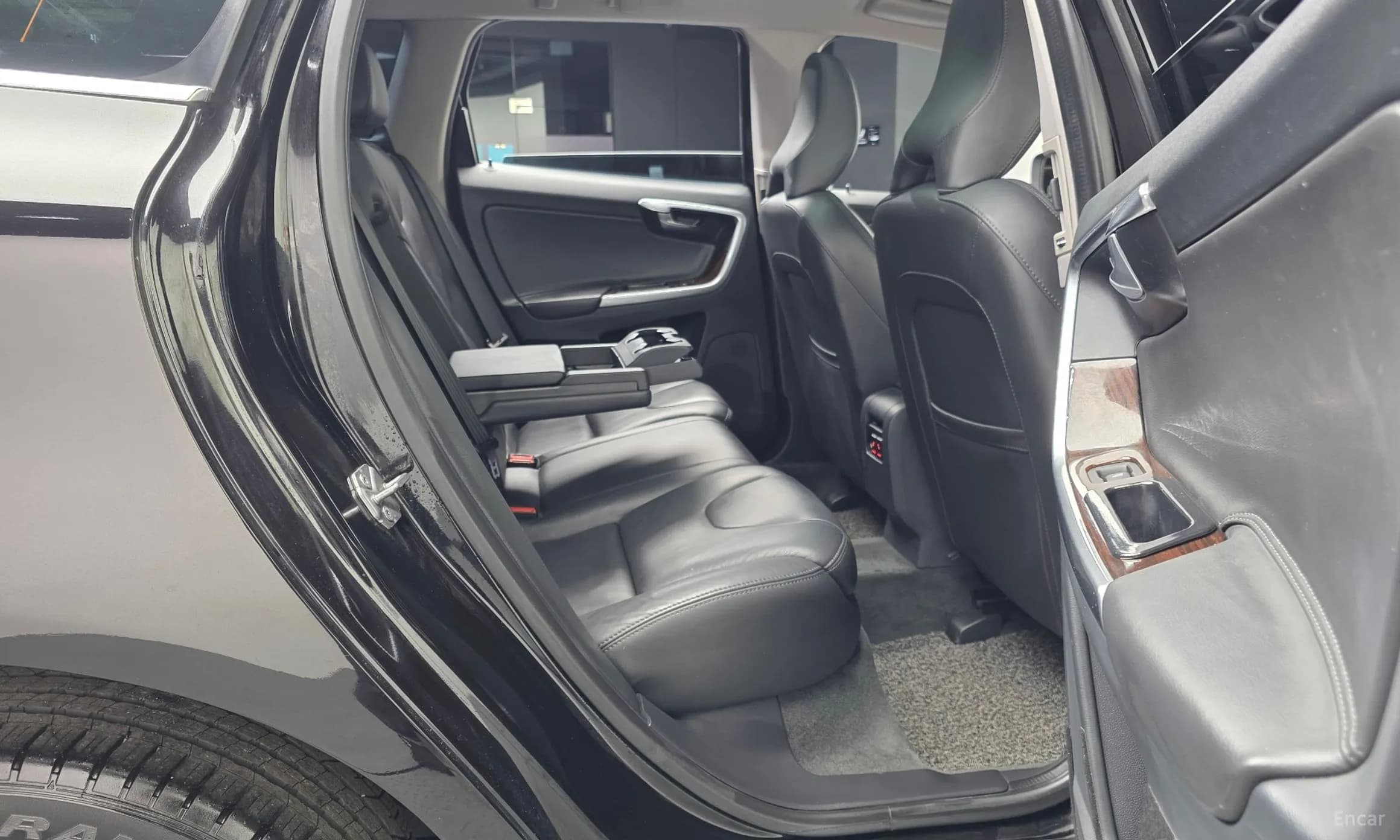 XC60