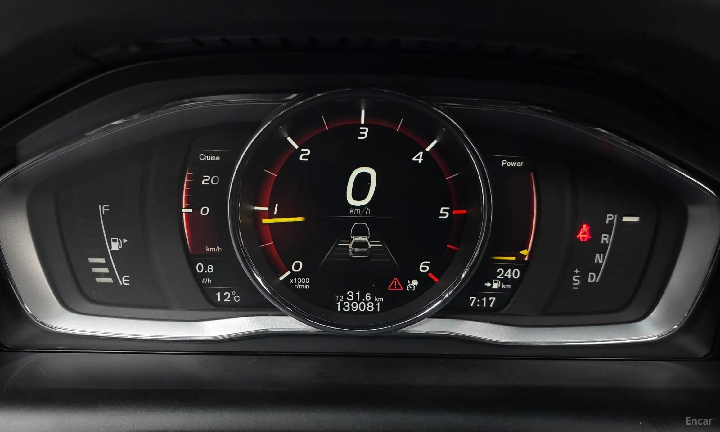 XC60
