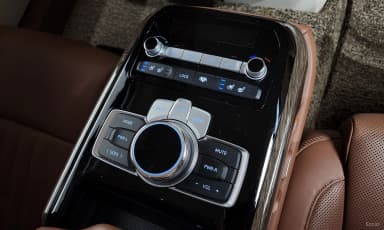 G90