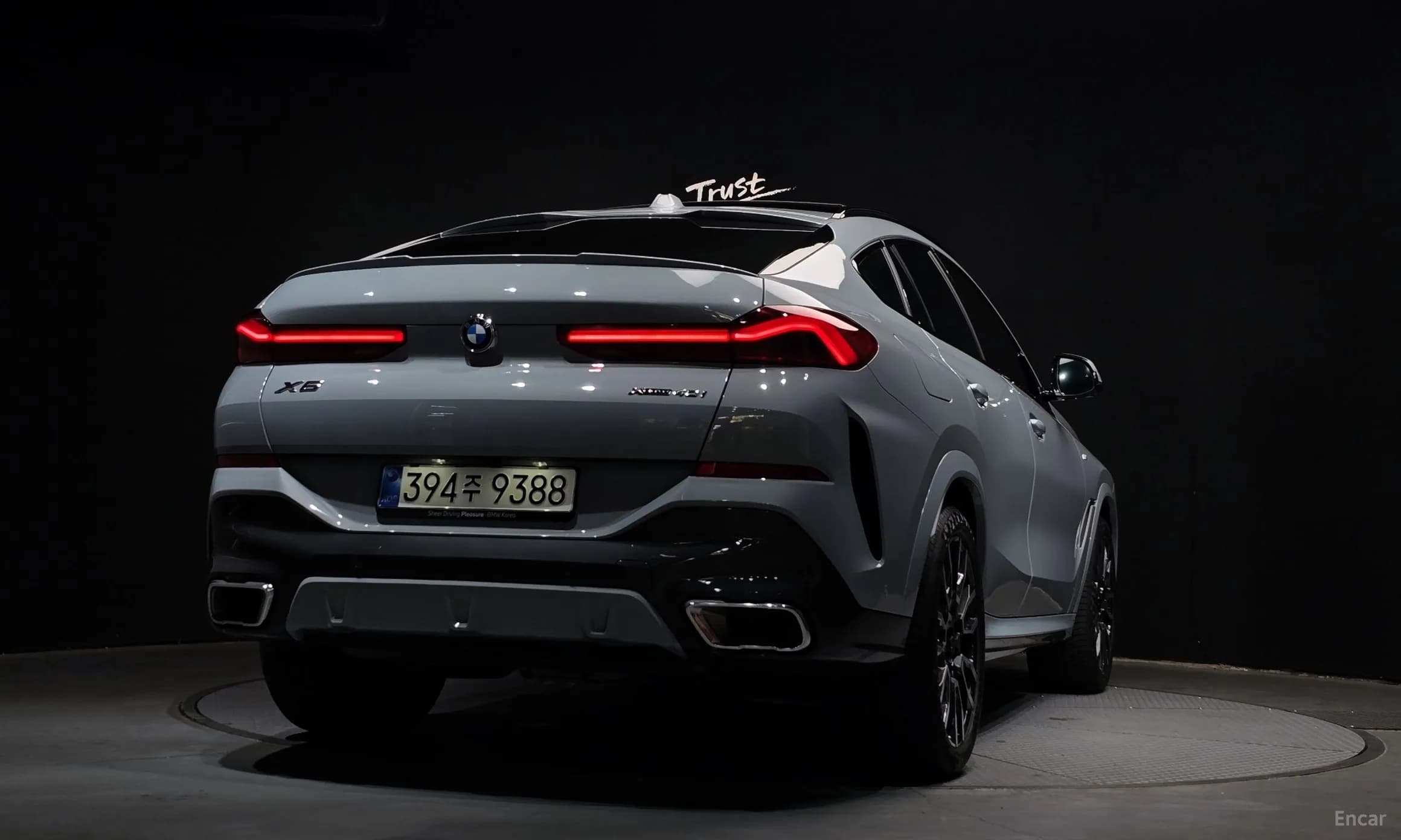 X6 (G06)