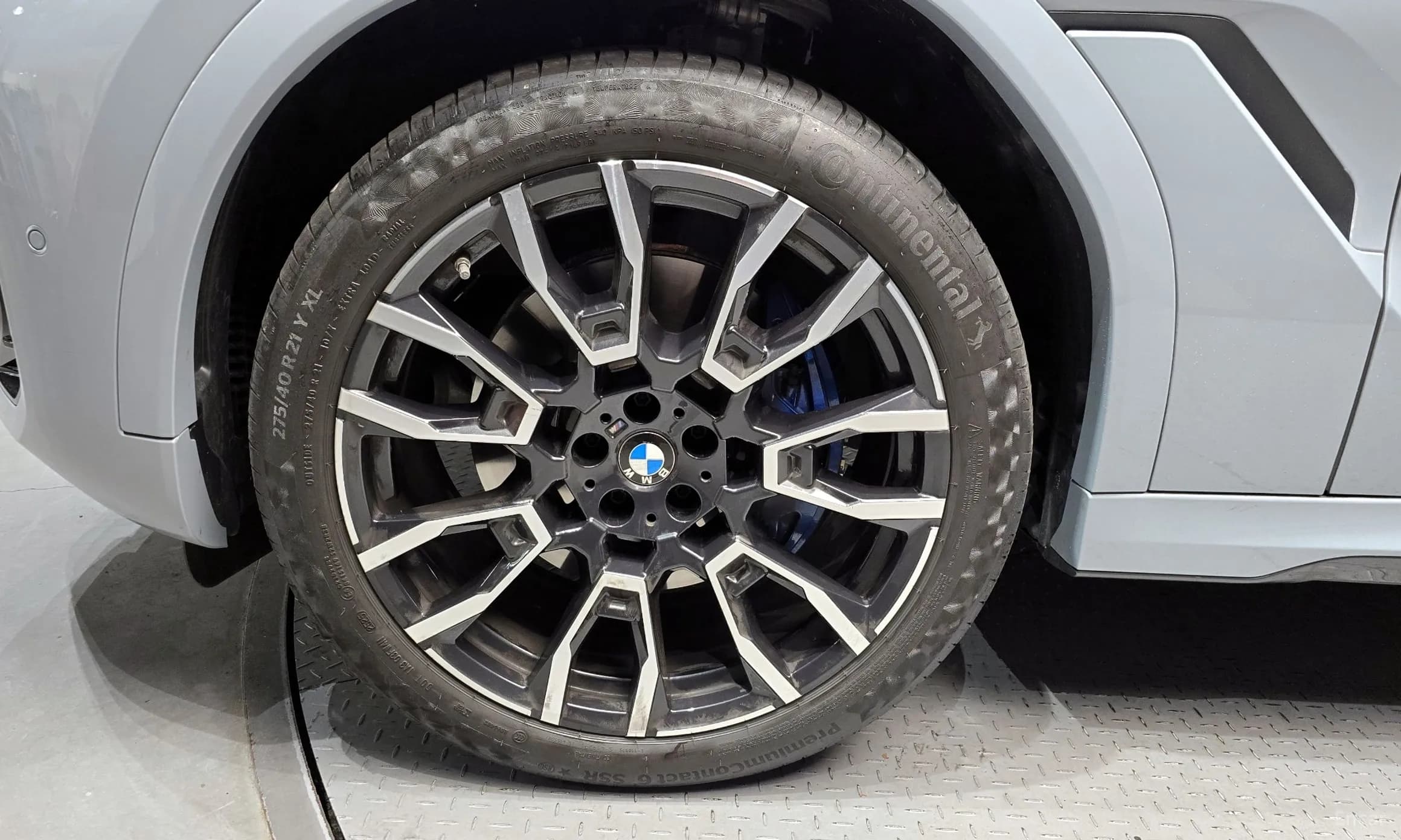 X6 (G06)