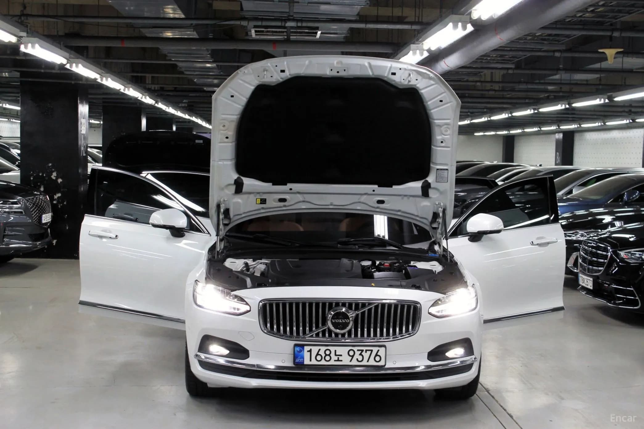 S90