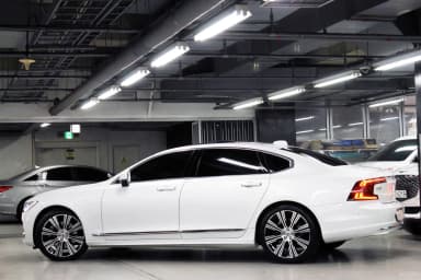 S90
