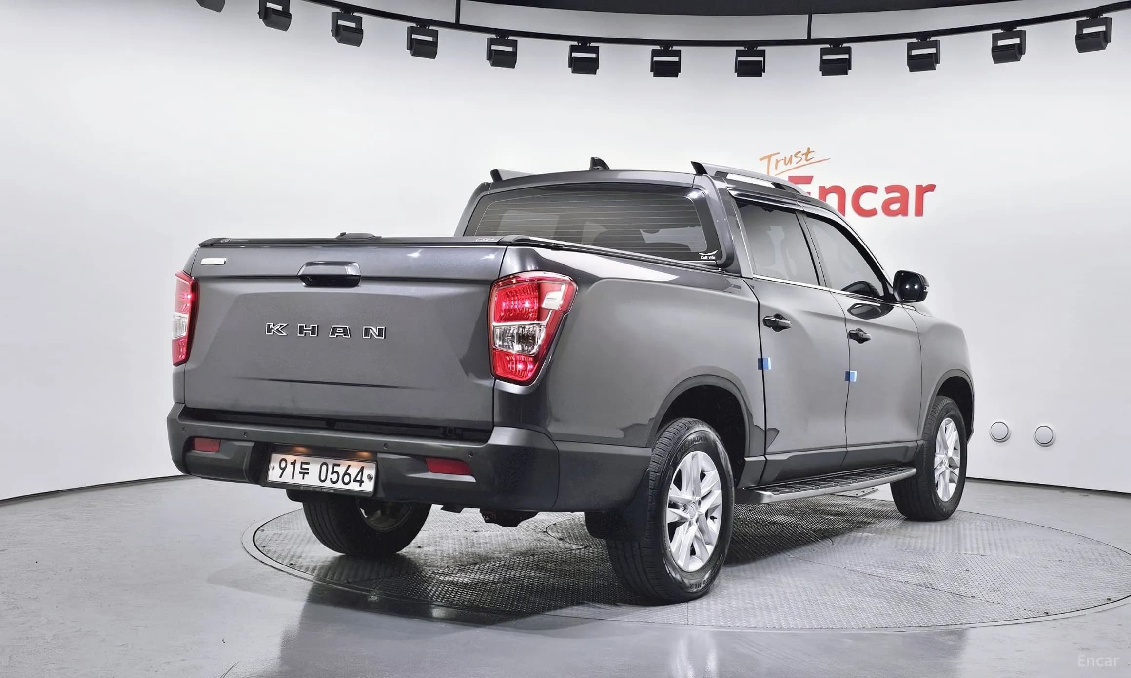 Rexton Sports Khan
