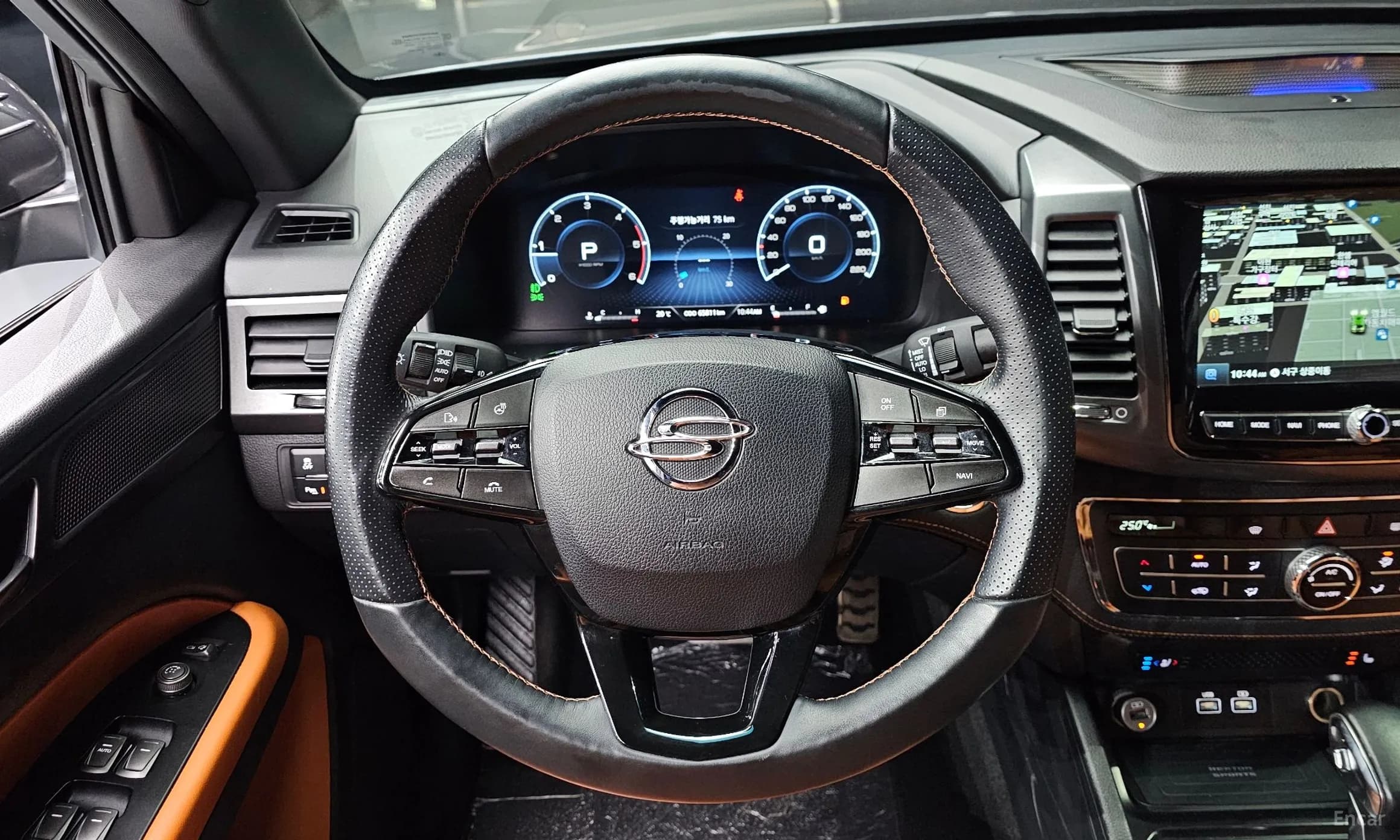 Rexton Sports Khan