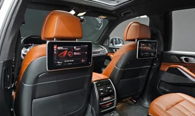 X7 (G07)