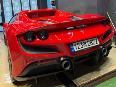 F8 Spider