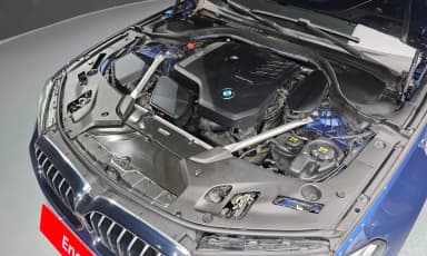 5 Series (G30)