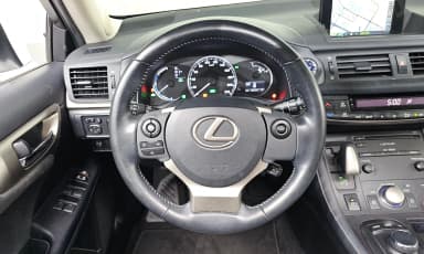 CT200h