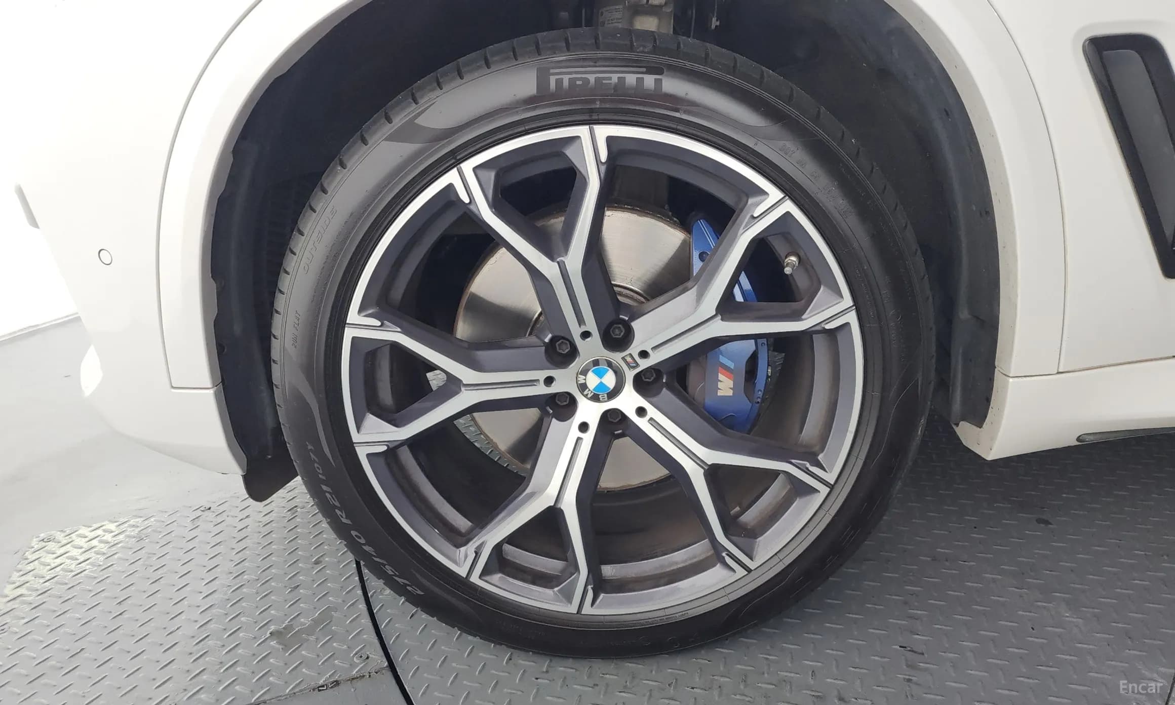 X5 (G05)