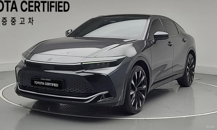 Crown crossover