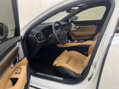 S90