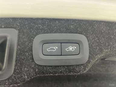 S90