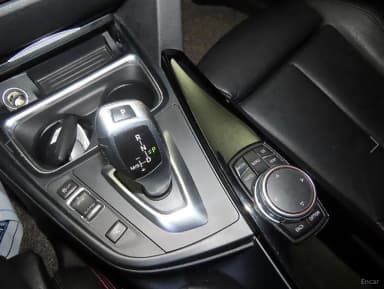 Series 4 (F32)