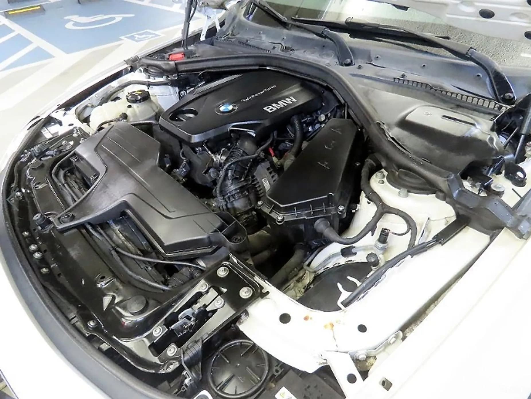 Series 4 (F32)