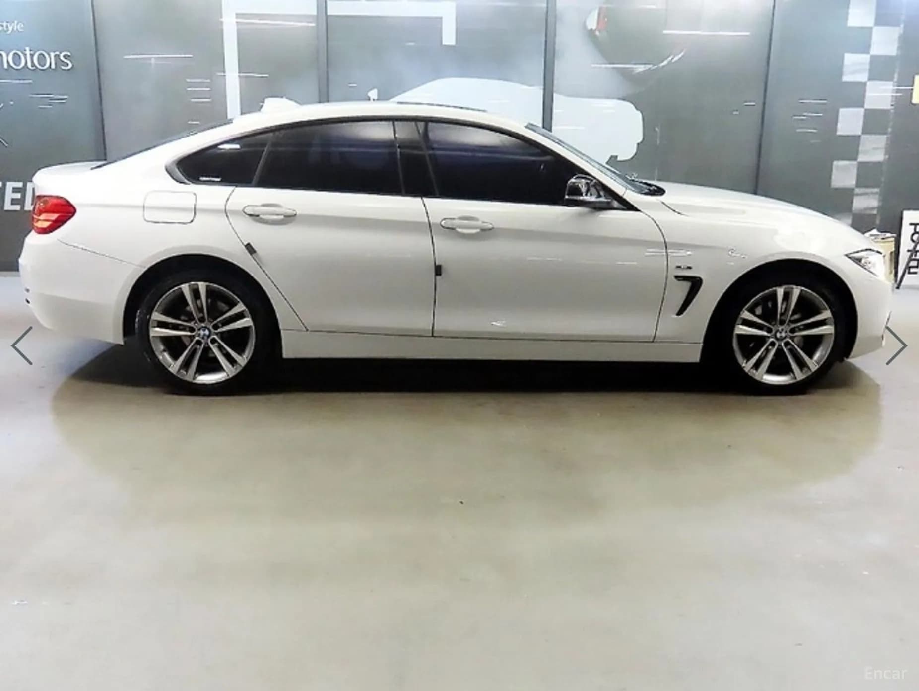 Series 4 (F32)