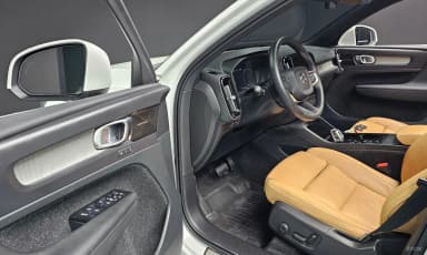 XC40
