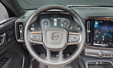 XC40