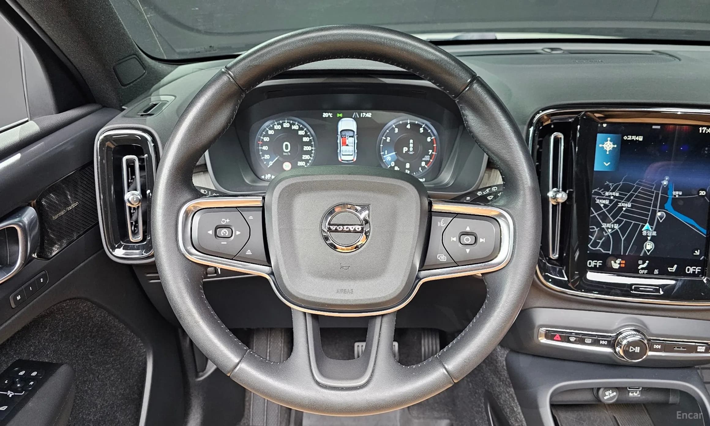 XC40