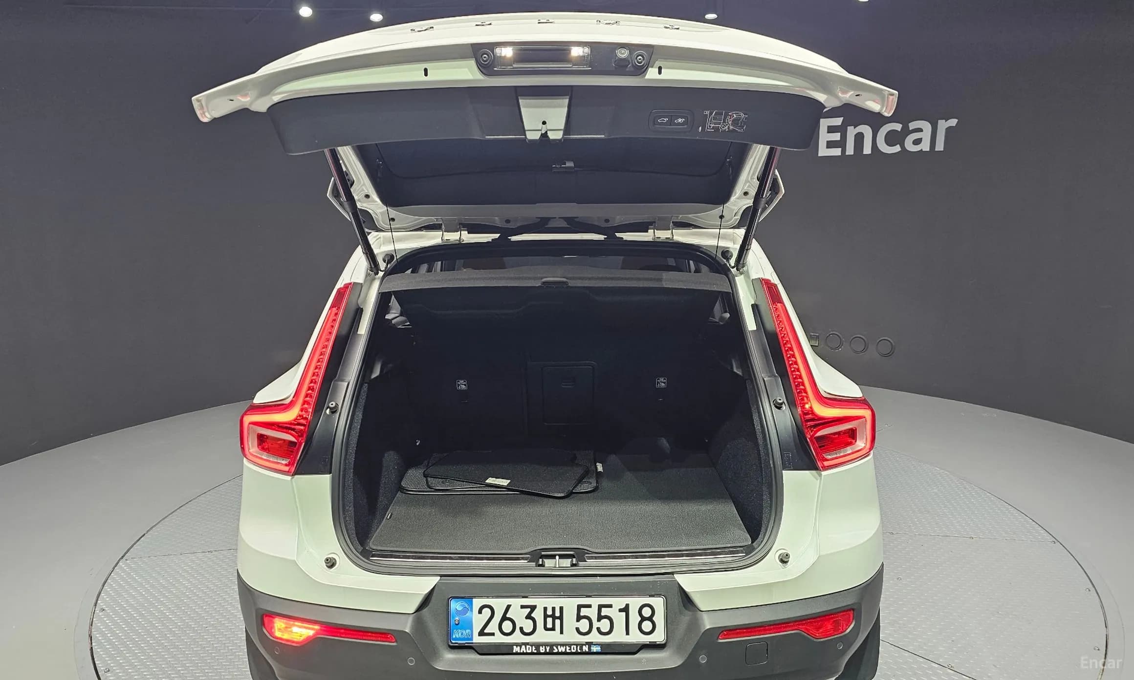 XC40