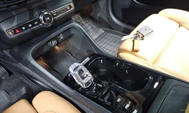 XC40