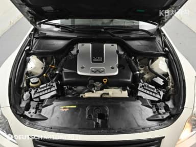 G37