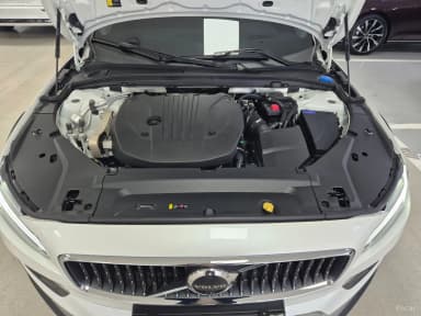 V90 Cross Country