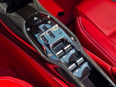 SF90 Spyder