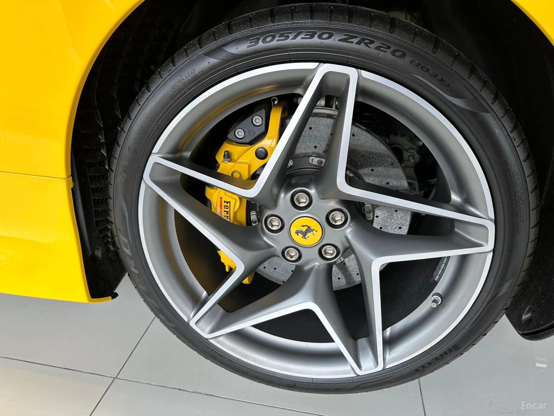 F8 Spider