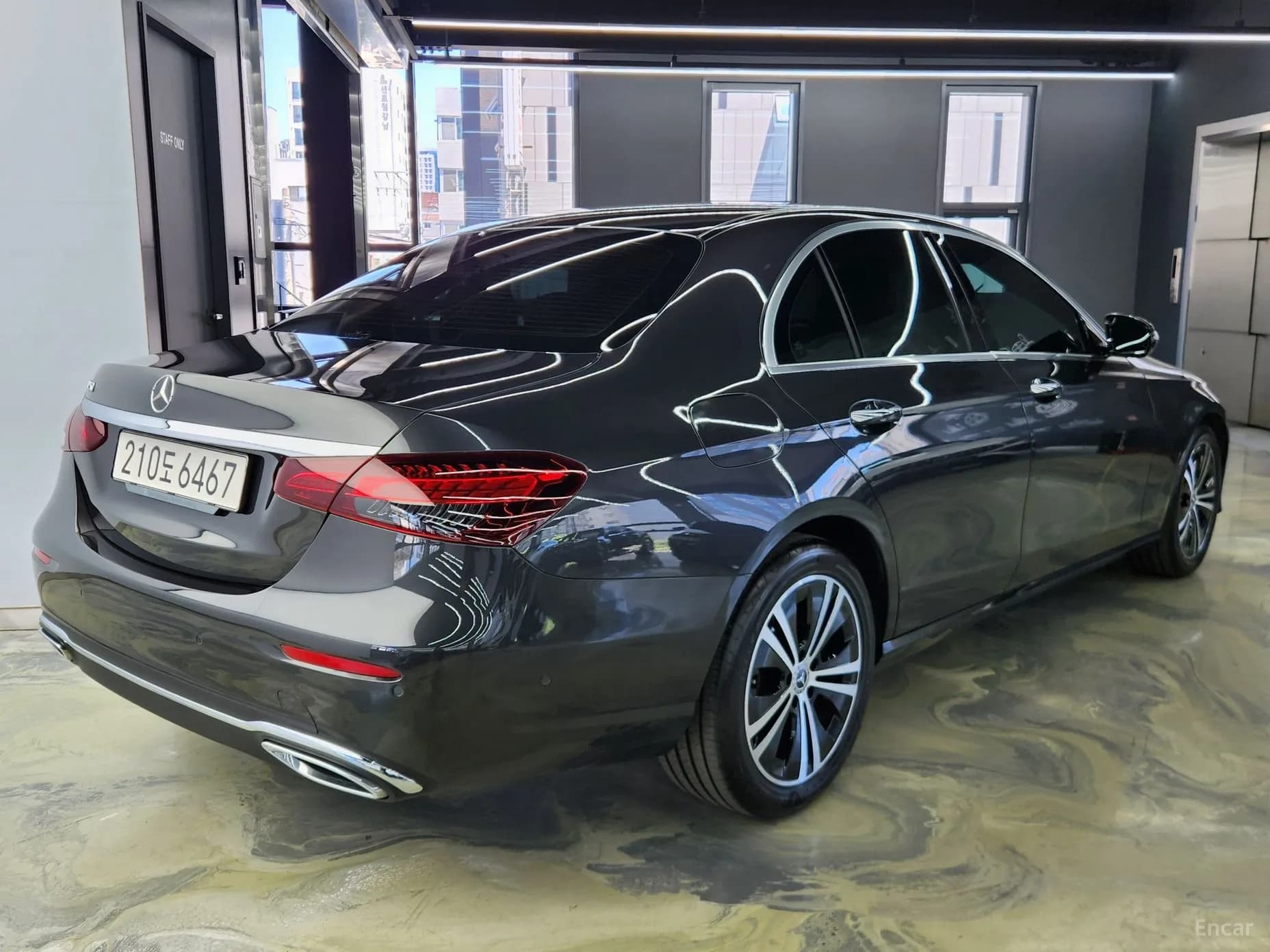 E-Class W213