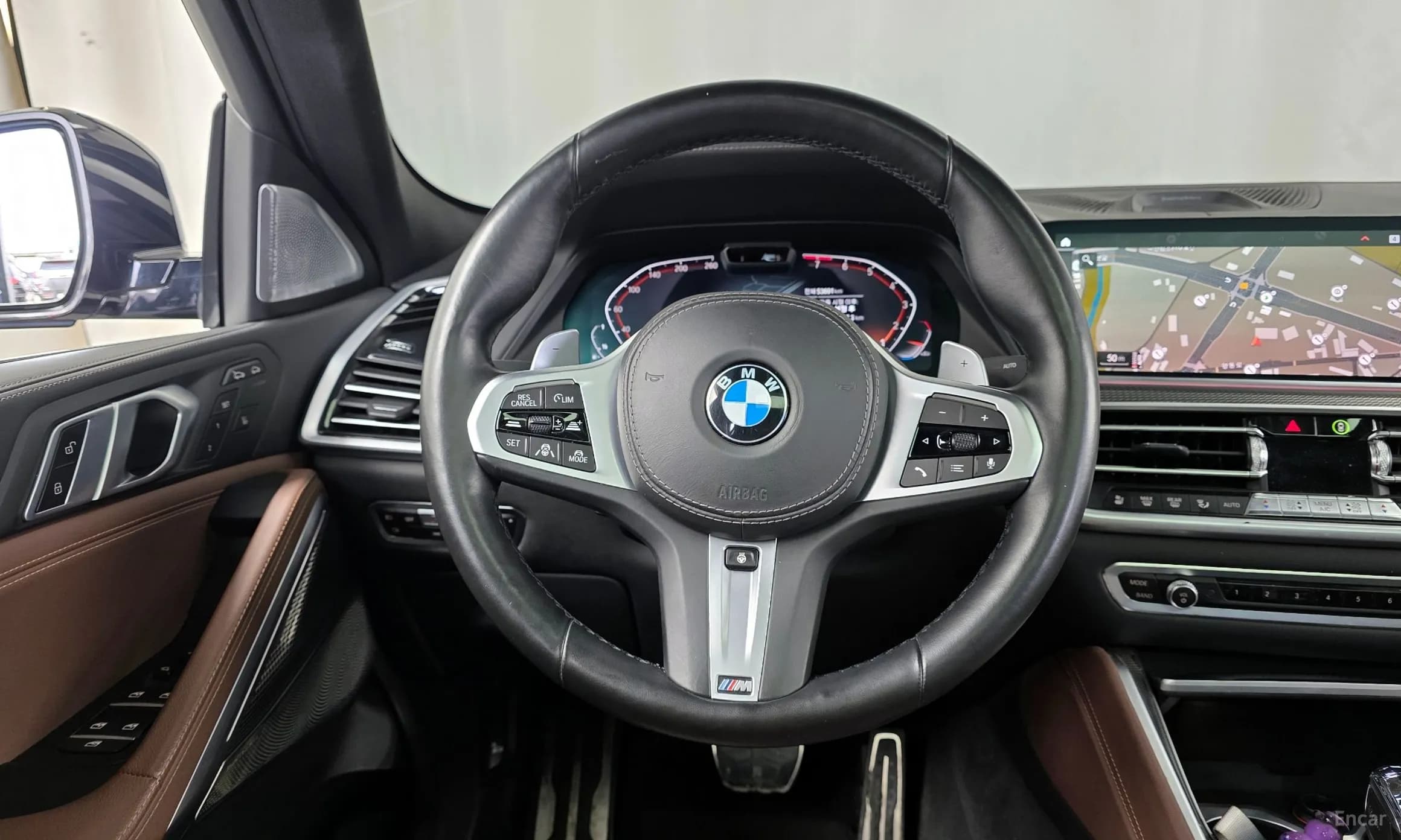 X6 (G06)