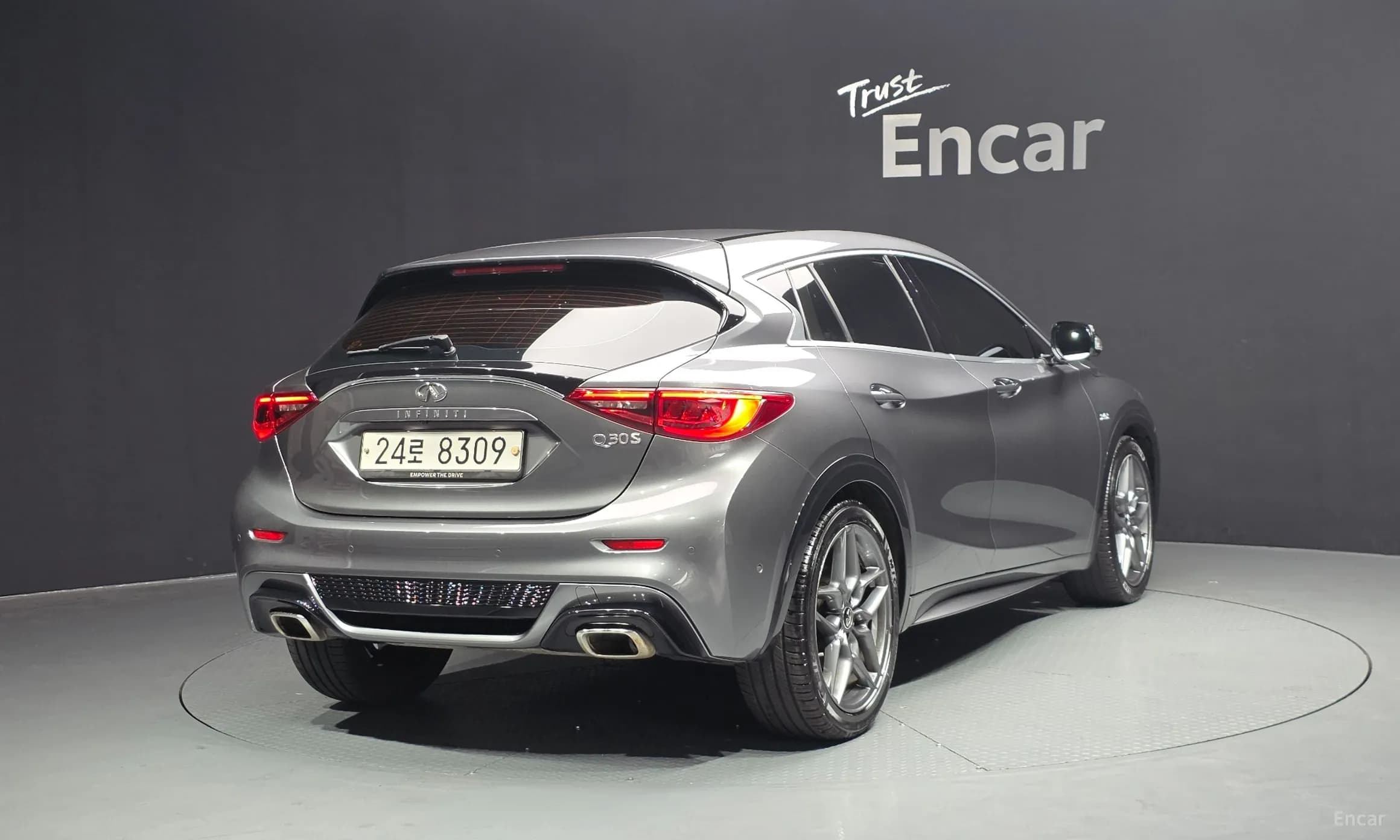 Q30