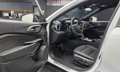 Trax Crossover