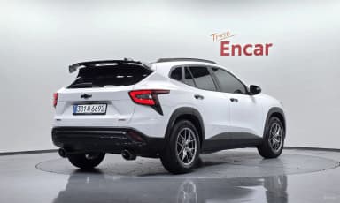 Trax Crossover