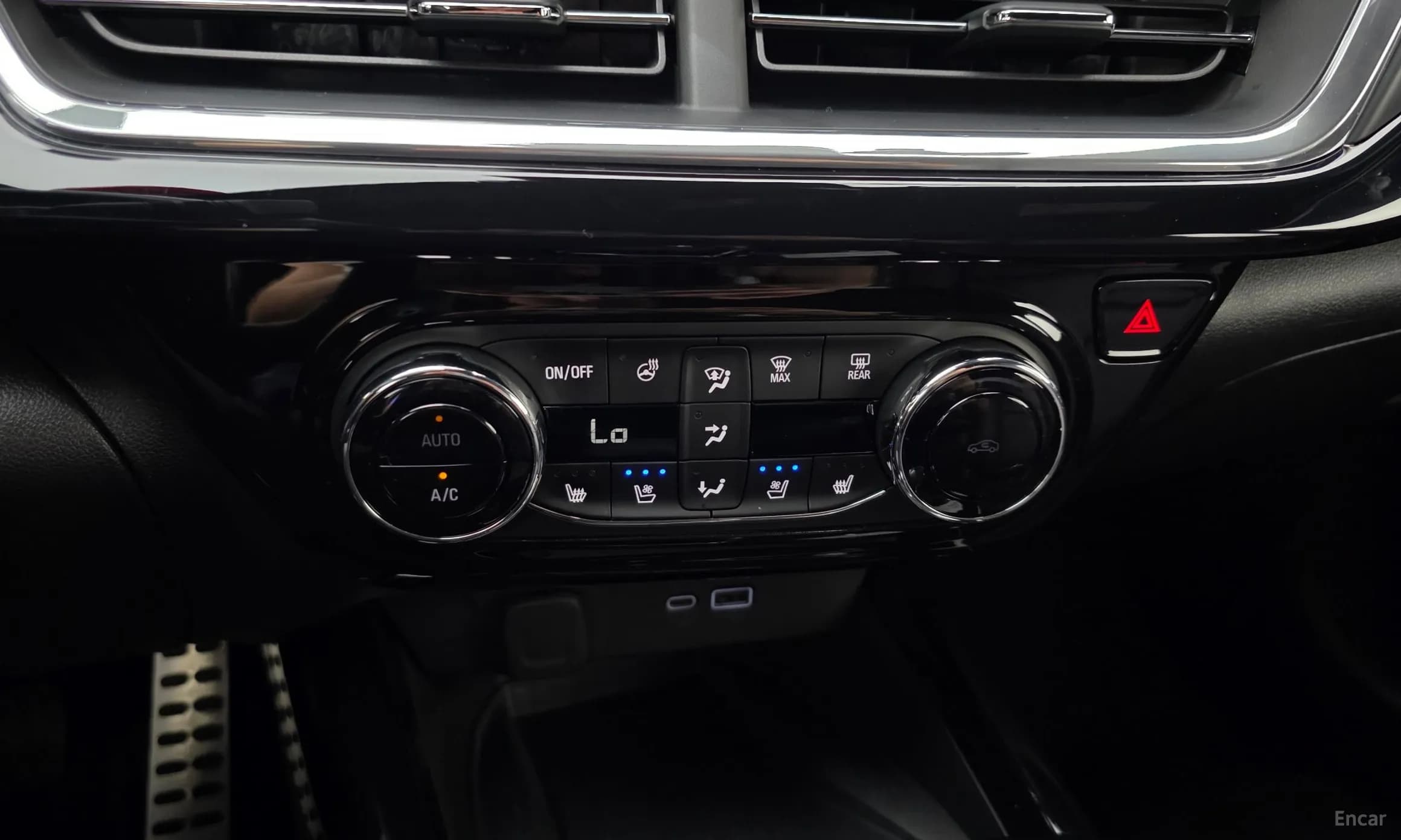 Trax Crossover