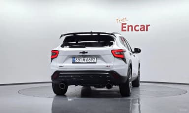 Trax Crossover