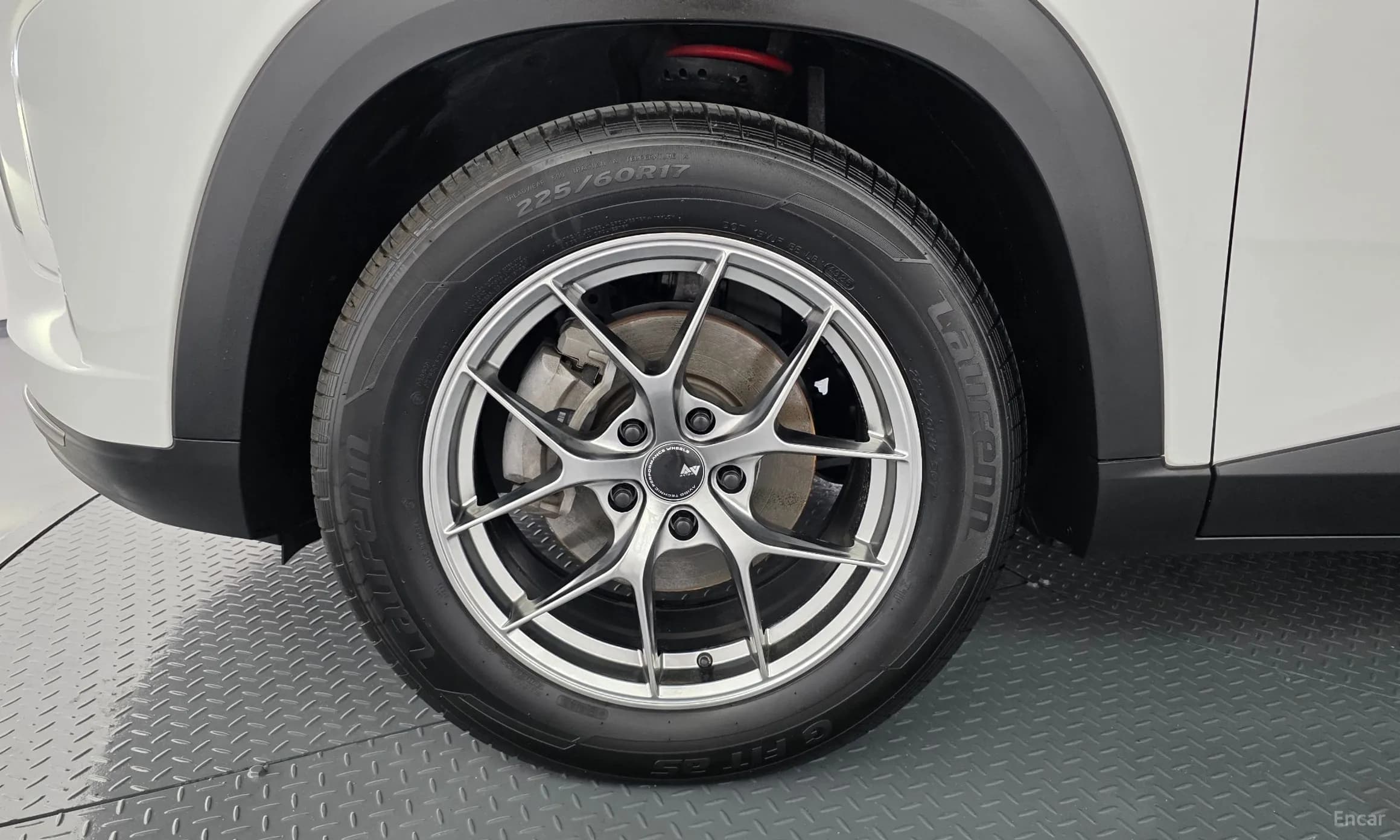Trax Crossover