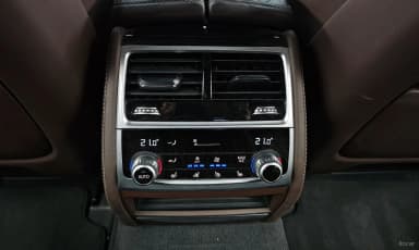 7 Series (G11)