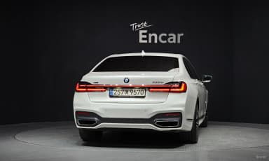 7 Series (G11)