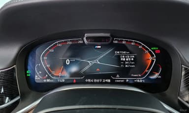 7 Series (G11)