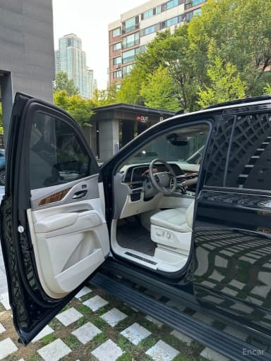 Escalade 5th Generation