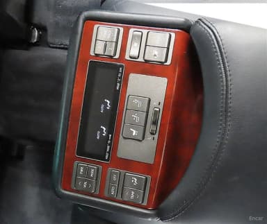 LS460