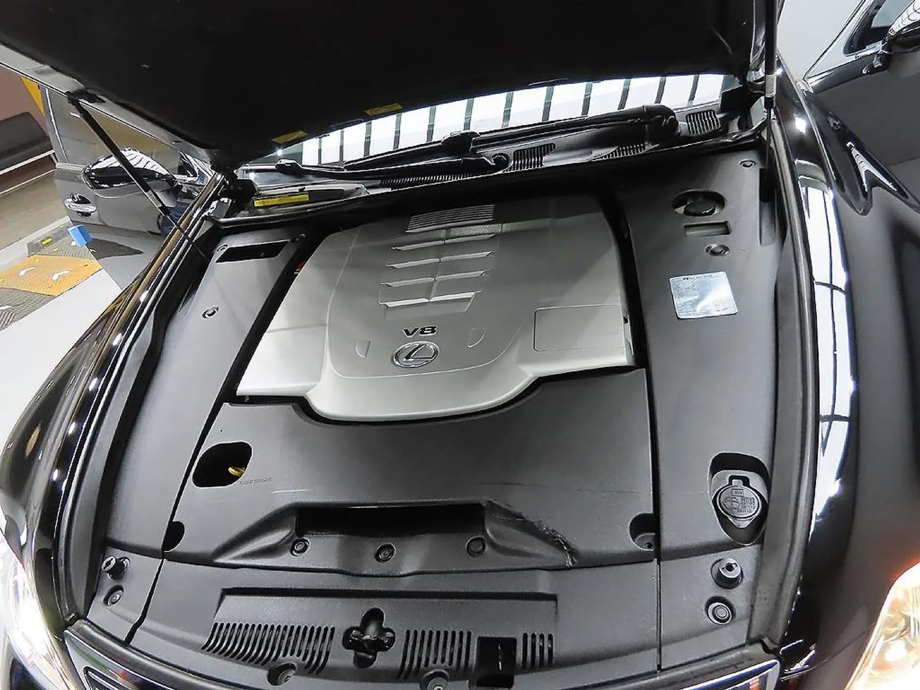 LS460