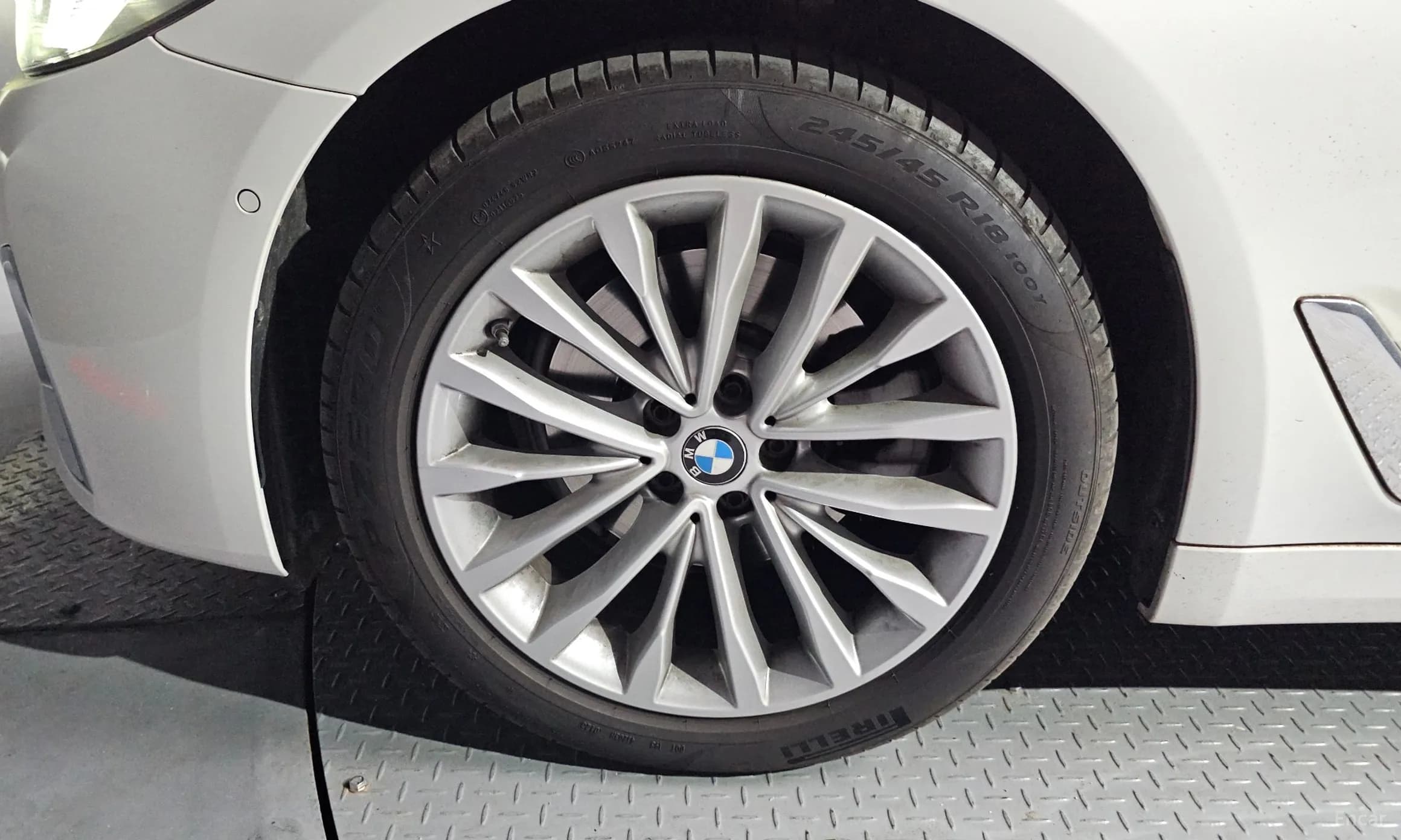 5 Series (G30)