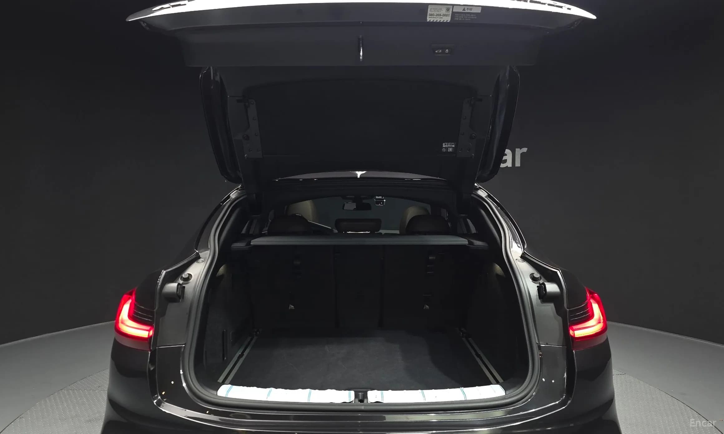 X4 (G02)
