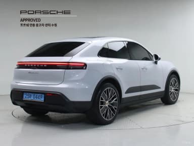 Macan EV
